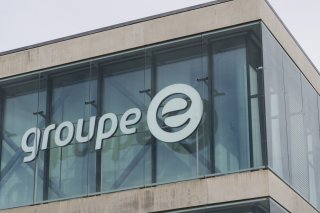Après deux exercices marqués par des turbulences sans précédent sur les marchés de l'électricité, le Groupe E estime présenter un résultat opérationnel "insuffisant" en regard des investissements nécessaires en faveur de la transition énergétique (archives). KEYSTONE/THOMAS DELLEY